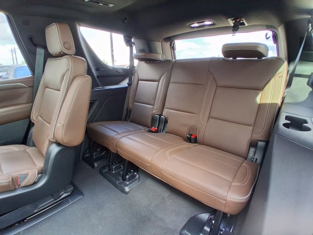 Used 2023 Chevrolet Tahoe High Country image 10