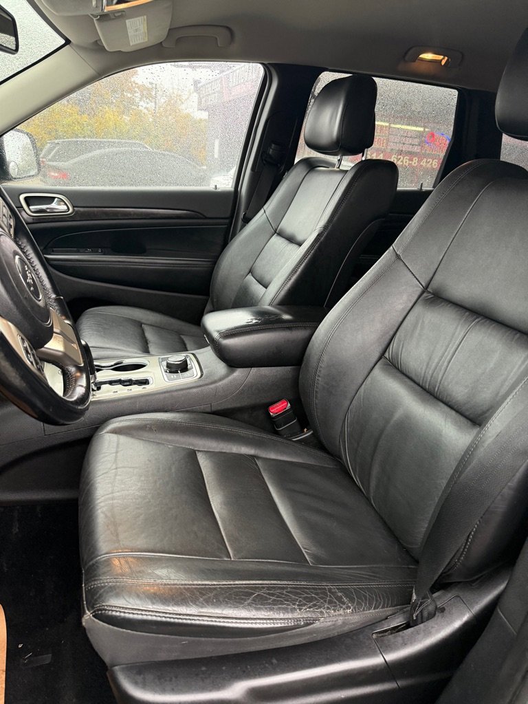 Used 2012 Jeep Grand Cherokee Laredo image 8