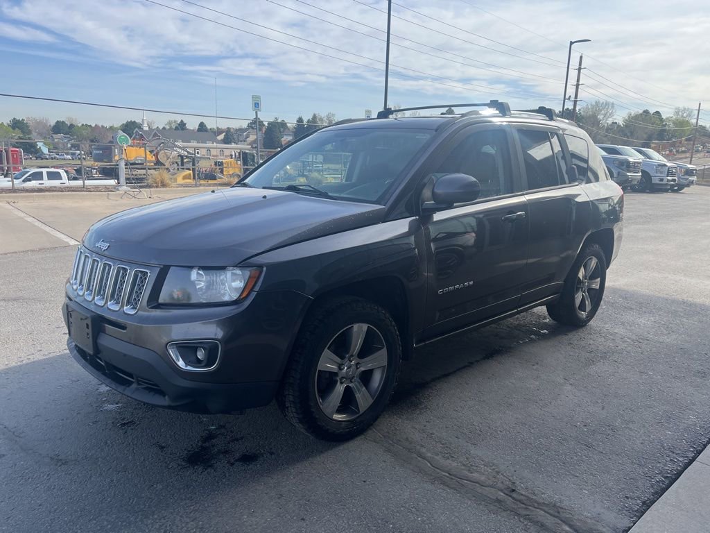 Used 2016 Jeep Compass High Altitude image 3