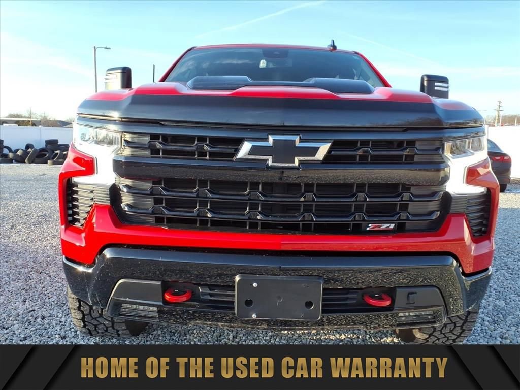 Used 2022 Chevrolet Silverado 1500 LT Trail Boss w/ Convenience Package II image 2