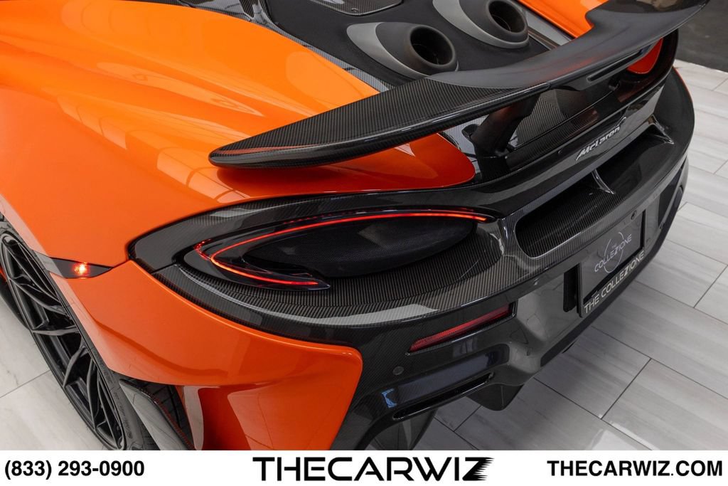 Used 2019 McLaren 600LT RWD image 23