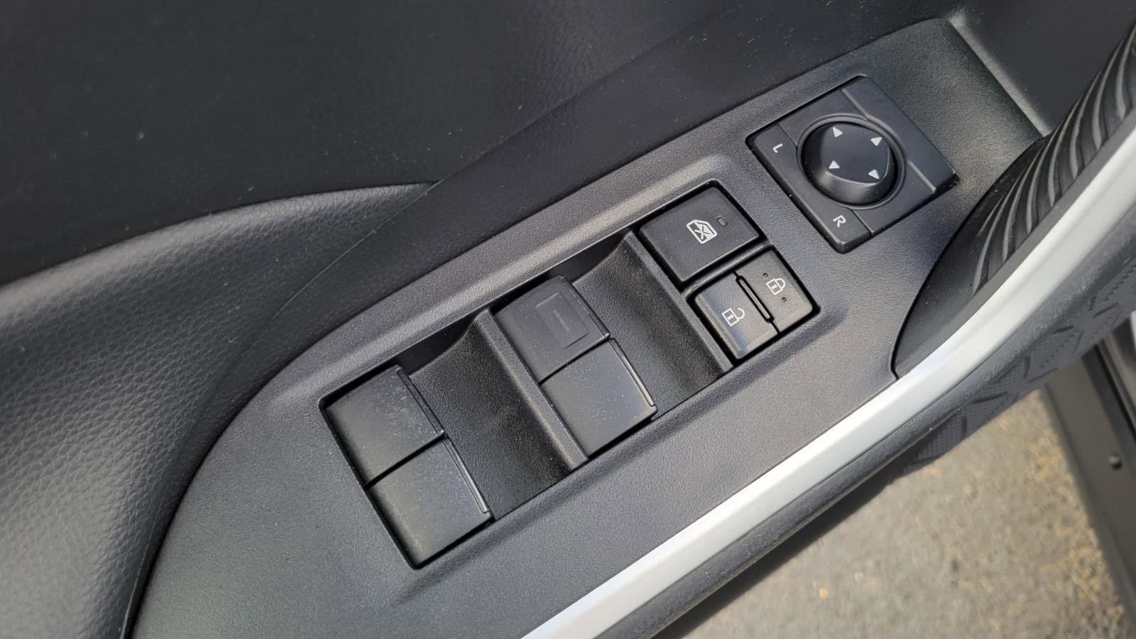 Used 2023 Toyota RAV4 LE image 15