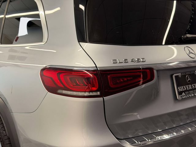 Used 2022 Mercedes-Benz GLS 450 4MATIC image 10