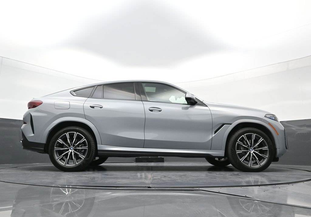 Used 2026 BMW X6 xDrive40i image 30