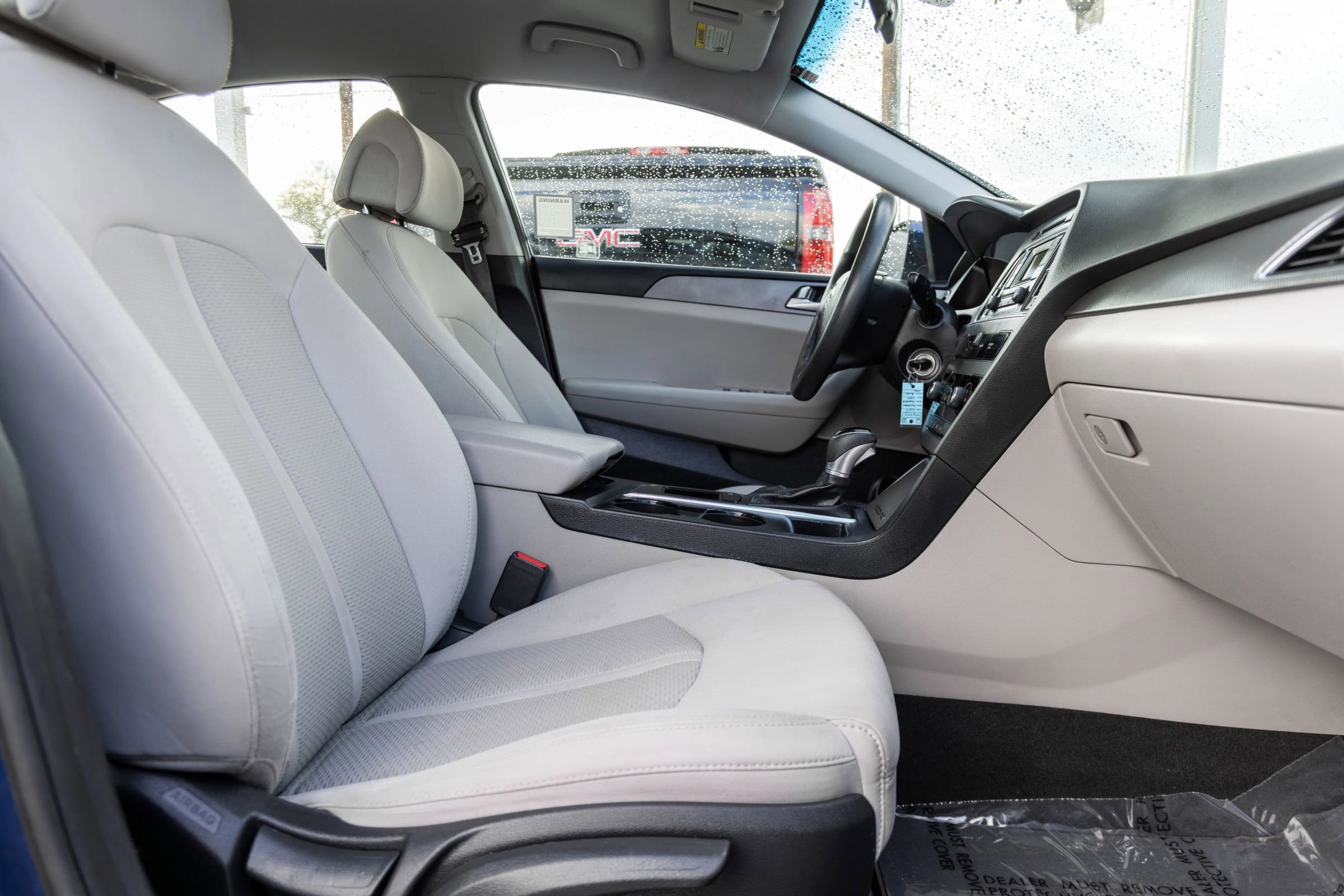 Used 2017 Hyundai Sonata SE FWD image 14