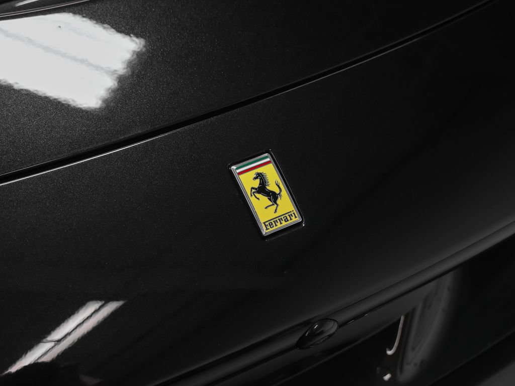 Certified 2021 Ferrari F8 Tributo RWD image 7