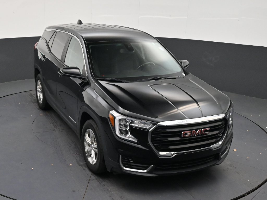 Used 2023 GMC Terrain SLE FWD image 17