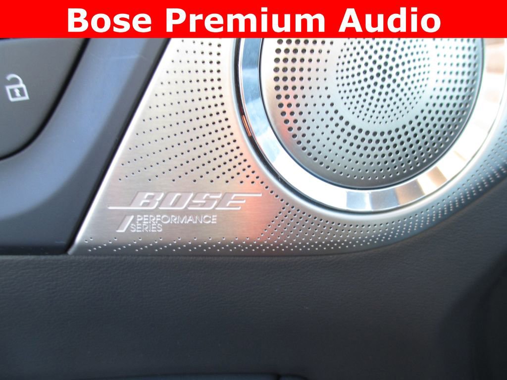 Used 2026 Buick Enclave Avenir FWD image 18