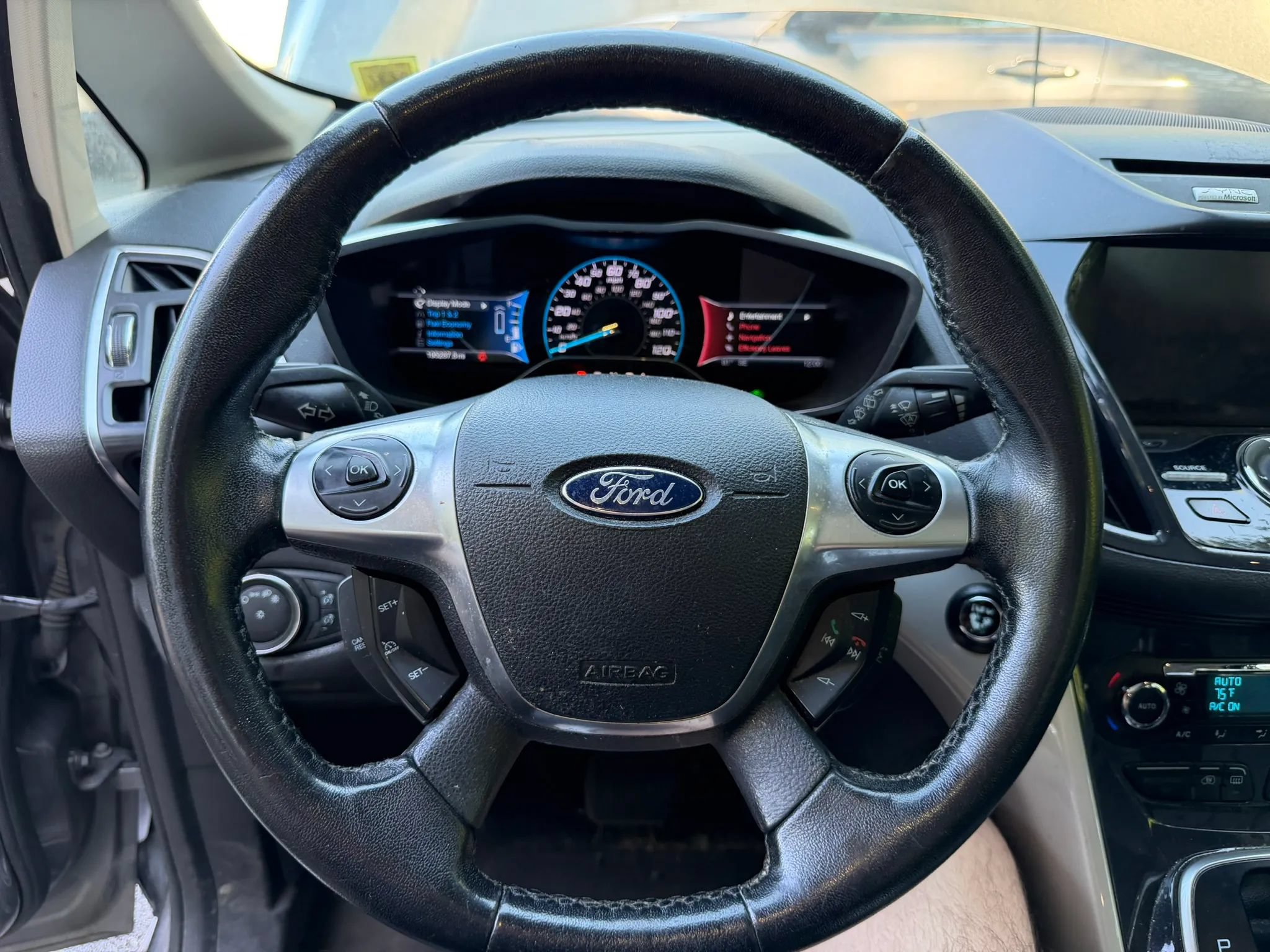 Used 2013 Ford C-MAX Energi SEL FWD image 17