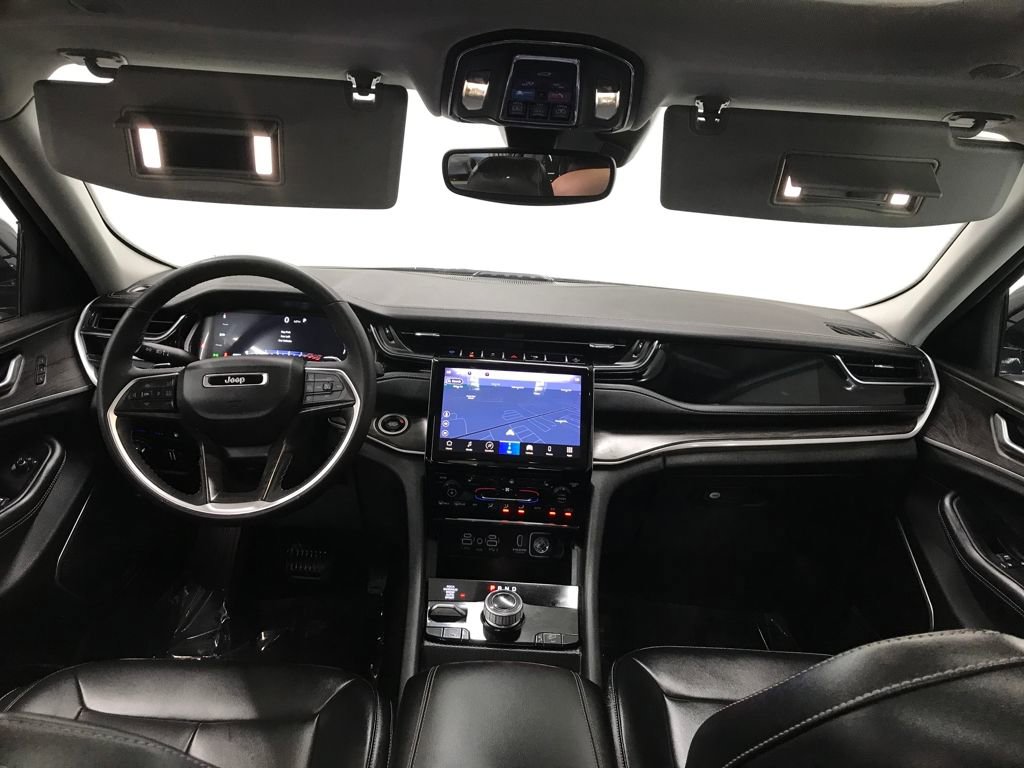 Used 2024 Jeep Grand Cherokee Limited 4xe image 12
