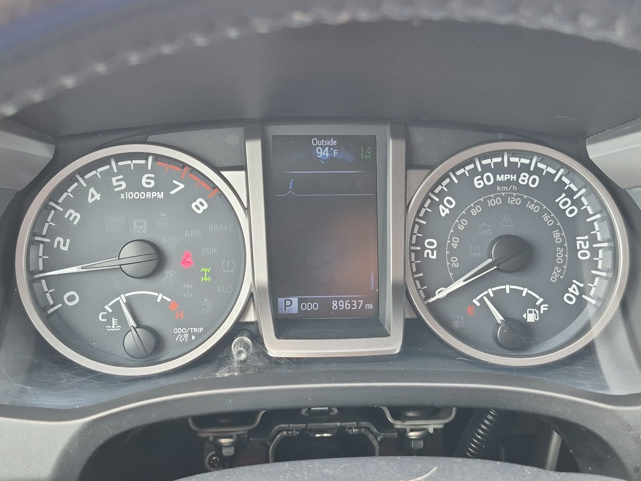 Used 2019 Toyota Tacoma SR5 AWD/4WD image 21