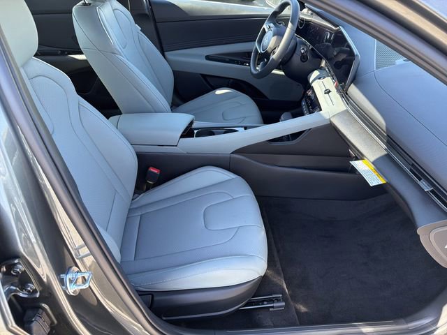 New 2026 Hyundai Elantra Limited image 13