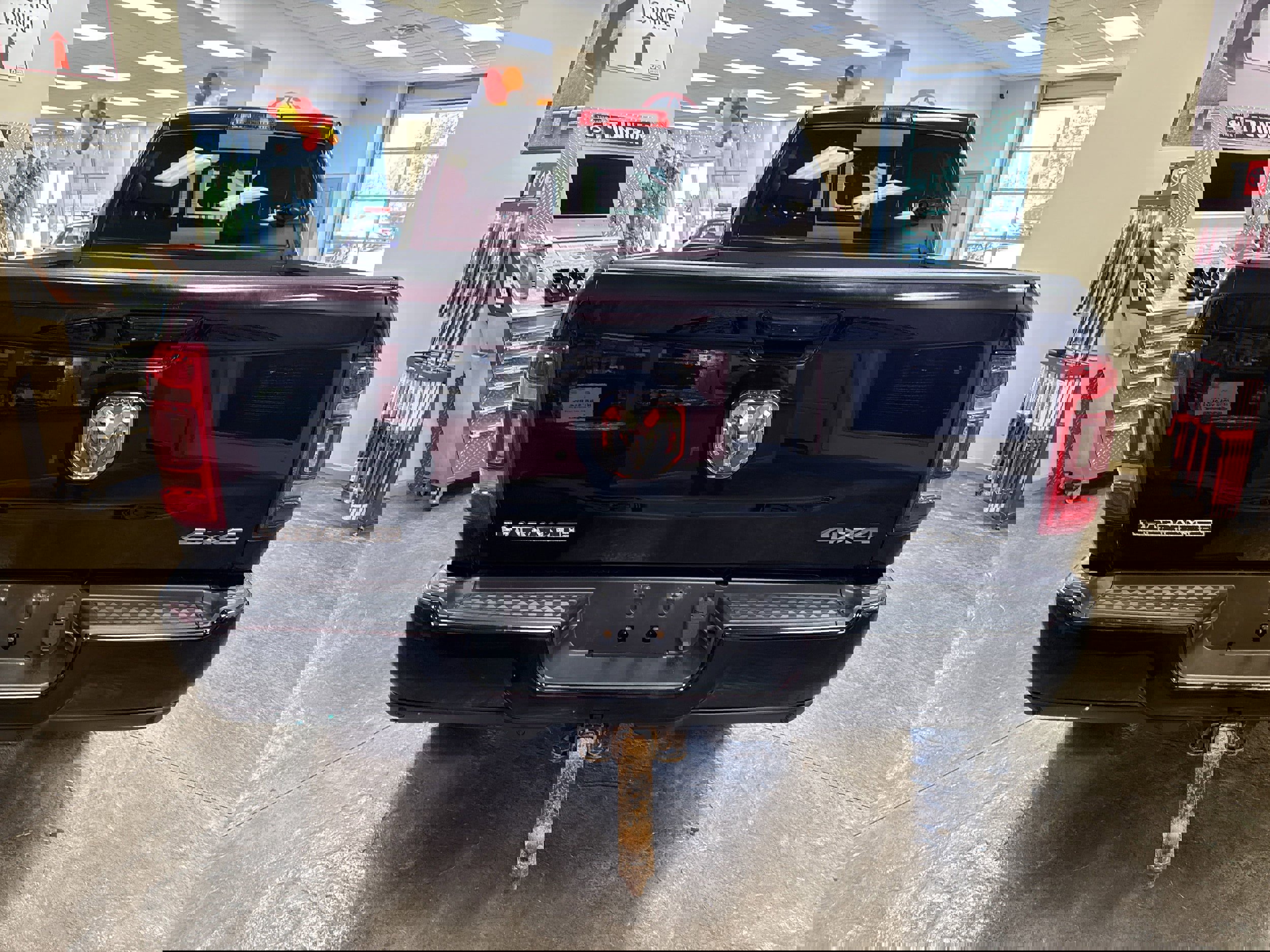 Used 2020 RAM 2500 Laramie image 8