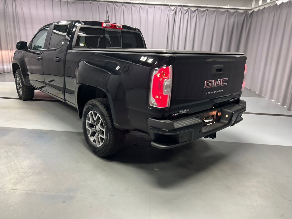 Used 2022 GMC Canyon AT4 image 5