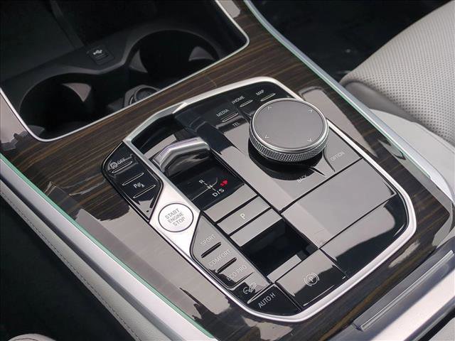 Used 2024 BMW X5 xDrive40i w/ Premium Package image 12
