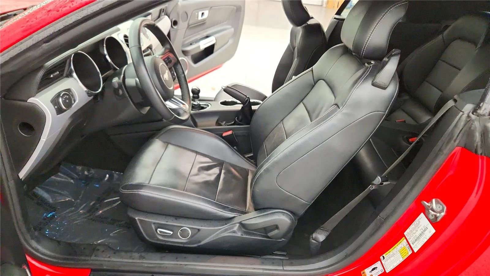 Used 2016 Ford Mustang GT Premium image 23