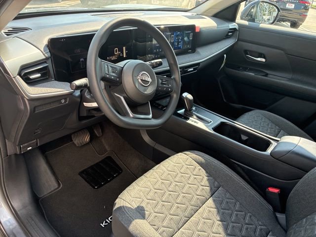 Used 2026 Nissan Kicks SV image 18
