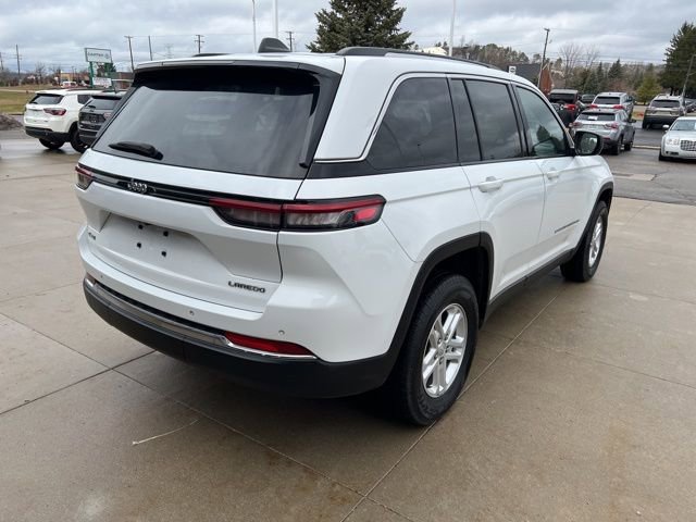 Certified 2023 Jeep Grand Cherokee Laredo w/ Luxury Tech Group I image 6