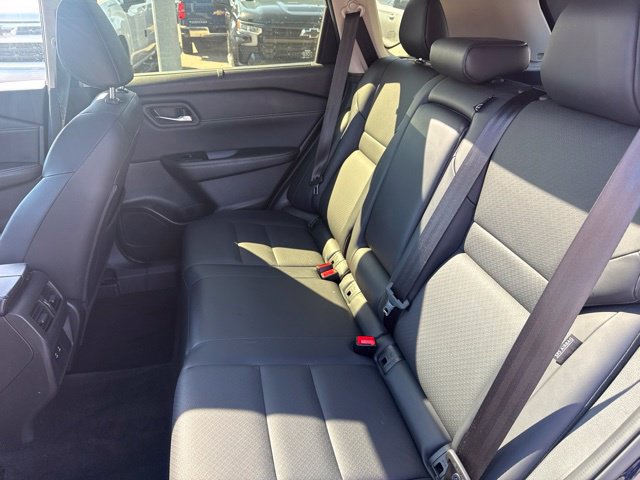 Used 2024 Nissan Rogue SV w/ SV Premium Package AWD/4WD image 28