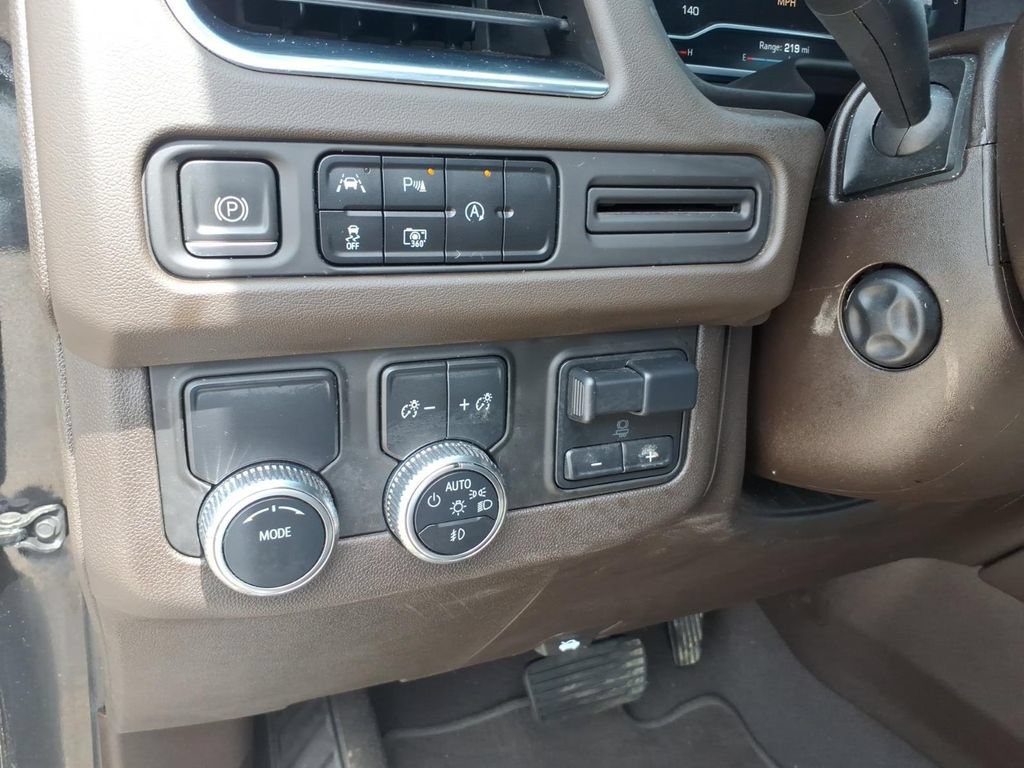 Used 2023 GMC Yukon SLT w/ SLT Premium Package RWD image 23