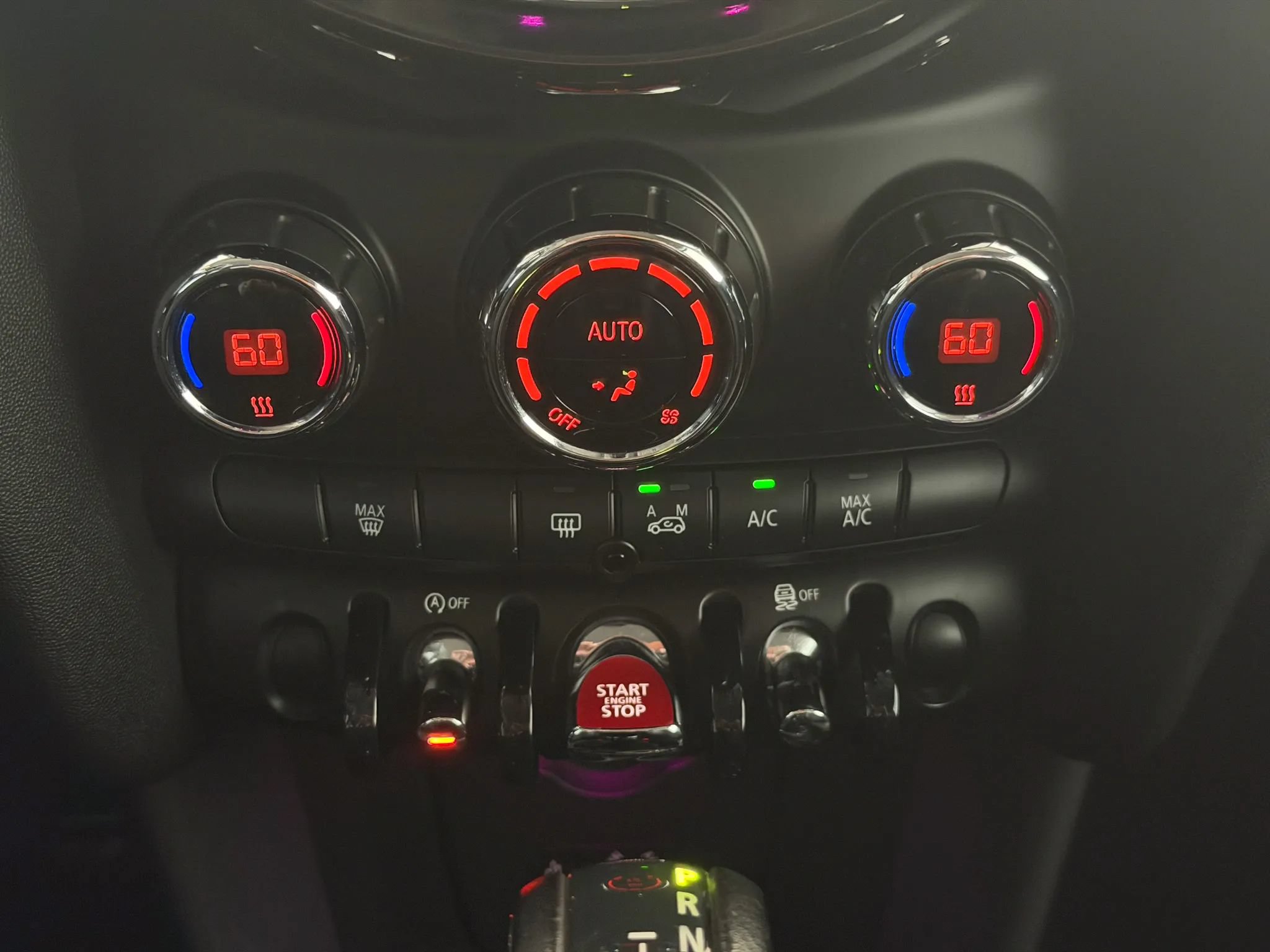Used 2015 MINI Cooper 2-Door Hardtop FWD image 25