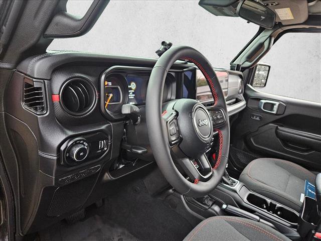 Used 2024 Jeep Wrangler Rubicon w/ Safety Group image 9