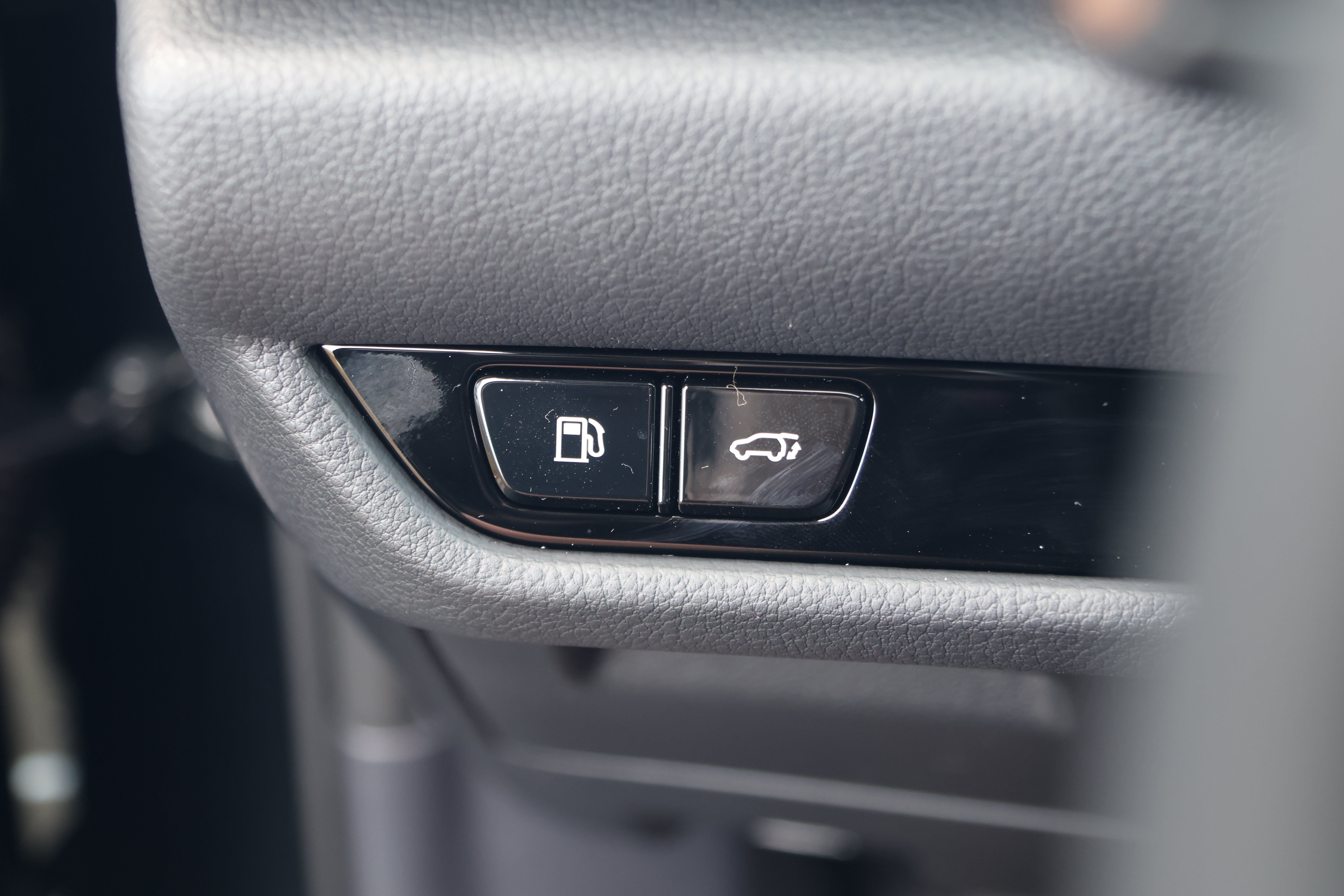 New 2026 Lexus NX 350h AWD w/ Premium Package image 16