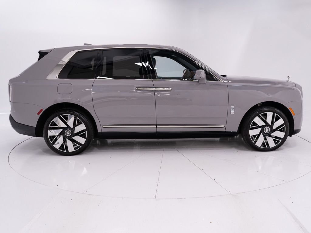 Certified 2026 Rolls-Royce Cullinan AWD/4WD image 6
