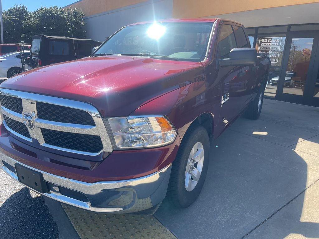 Used 2024 RAM 1500 Classic SLT image 9