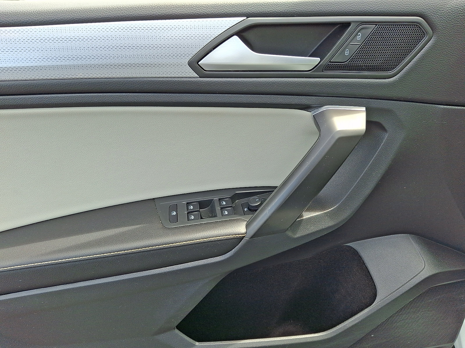 Certified 2023 Volkswagen Tiguan S w/ Driver Assistance Package FWD image 13