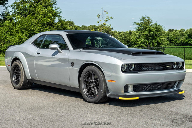 Used 2023 Dodge Challenger SRT Hellcat Redeye RWD image 12