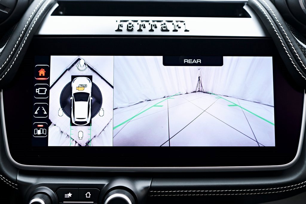 Used 2019 Ferrari GTC4Lusso T image 95