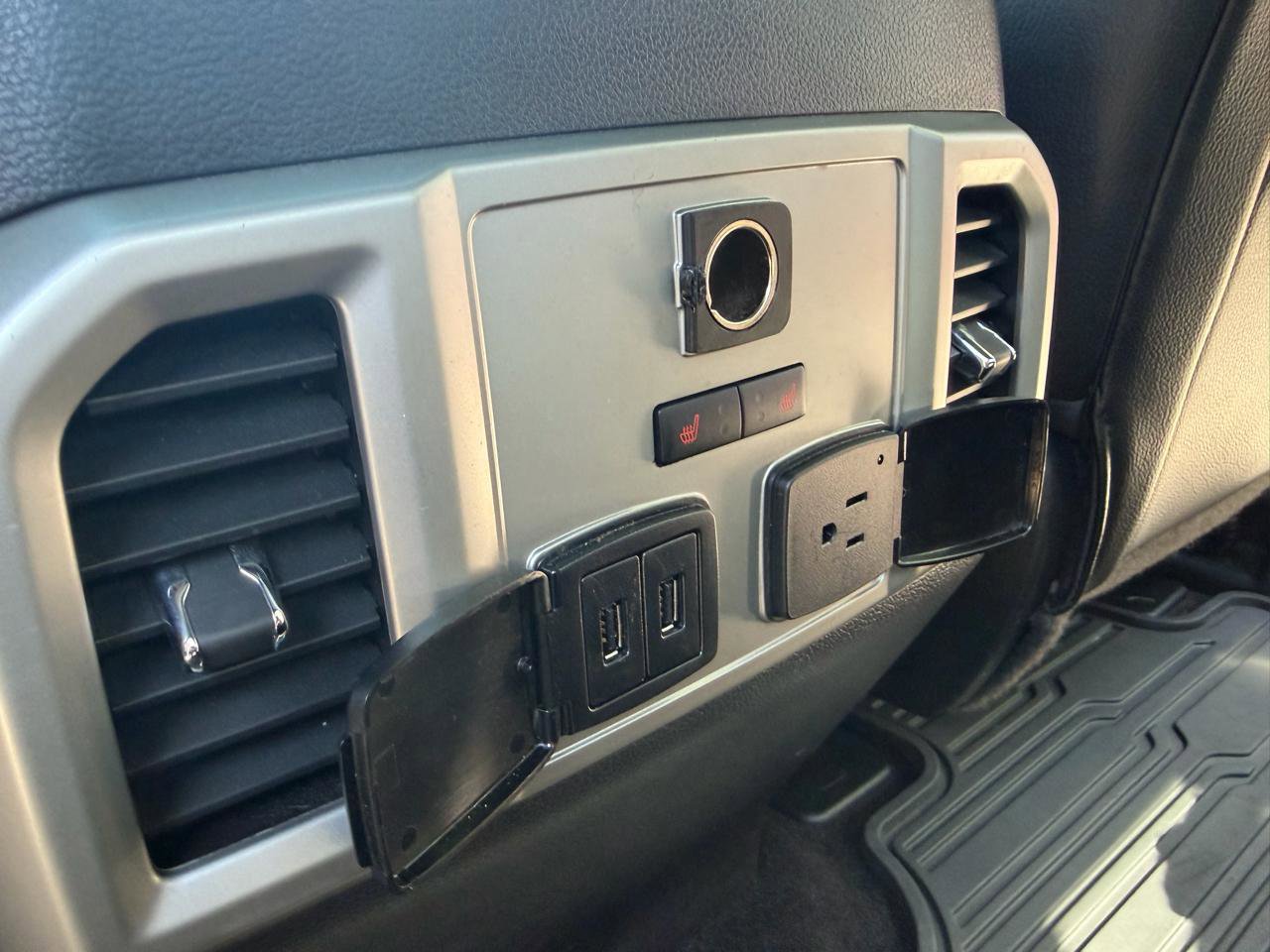 Used 2017 Ford F150 Lariat w/ Equipment Group 502A Luxury AWD/4WD image 12
