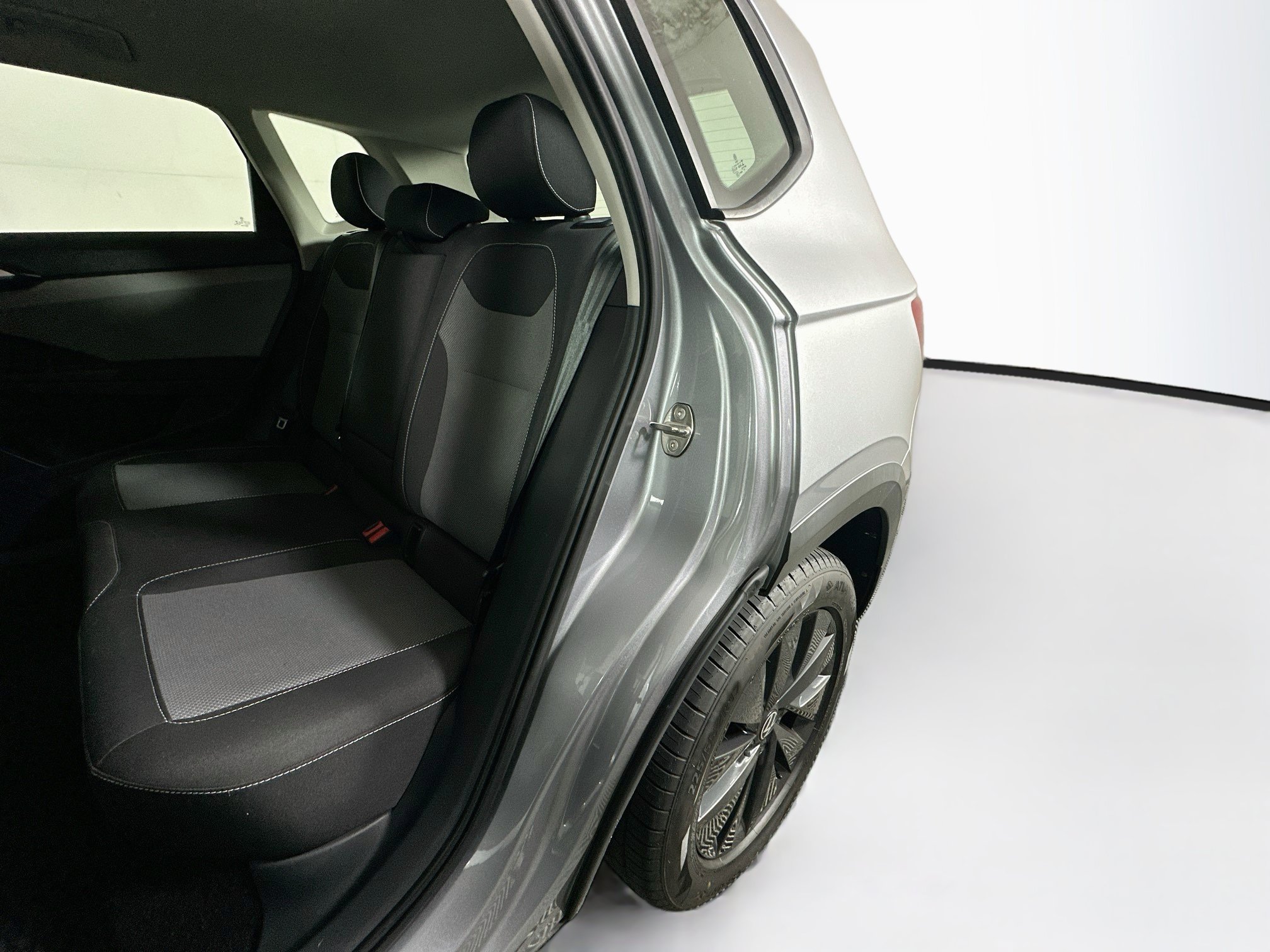 Used 2022 Volkswagen Taos S w/ IQ Drive S Package AWD/4WD image 26