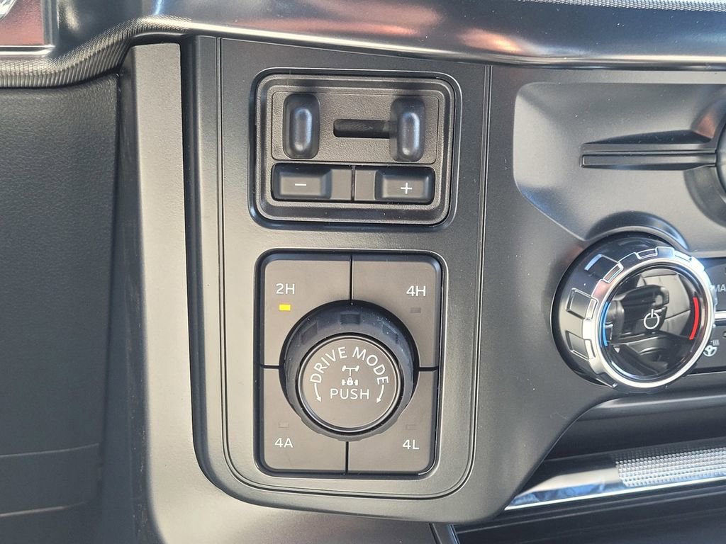 New 2026 Ford F150 Lariat w/ Equipment Group 502A High image 55