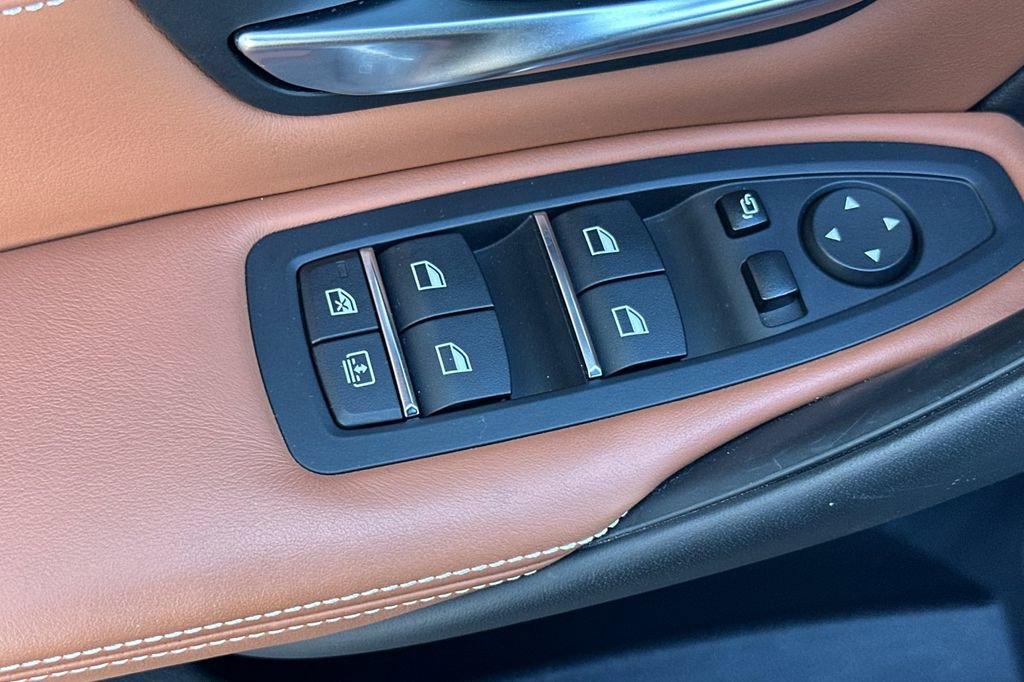 Used 2018 BMW M3 Base image 11