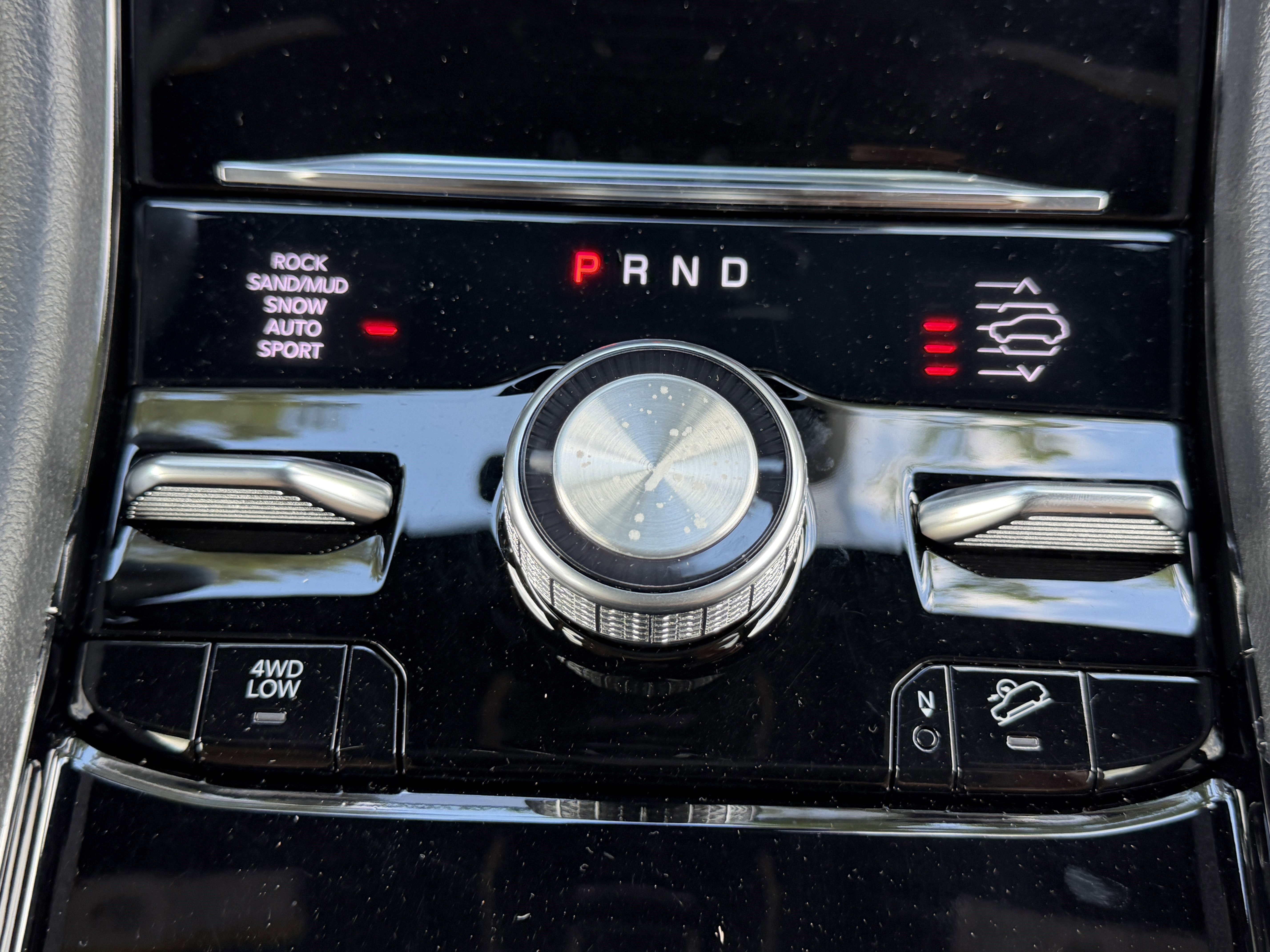 Used 2022 Jeep Grand Cherokee Summit w/ Advanced Protech Group IV AWD/4WD image 26