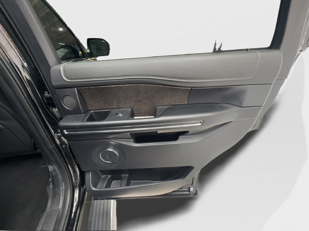 Used 2021 Ford Expedition Limited RWD image 37