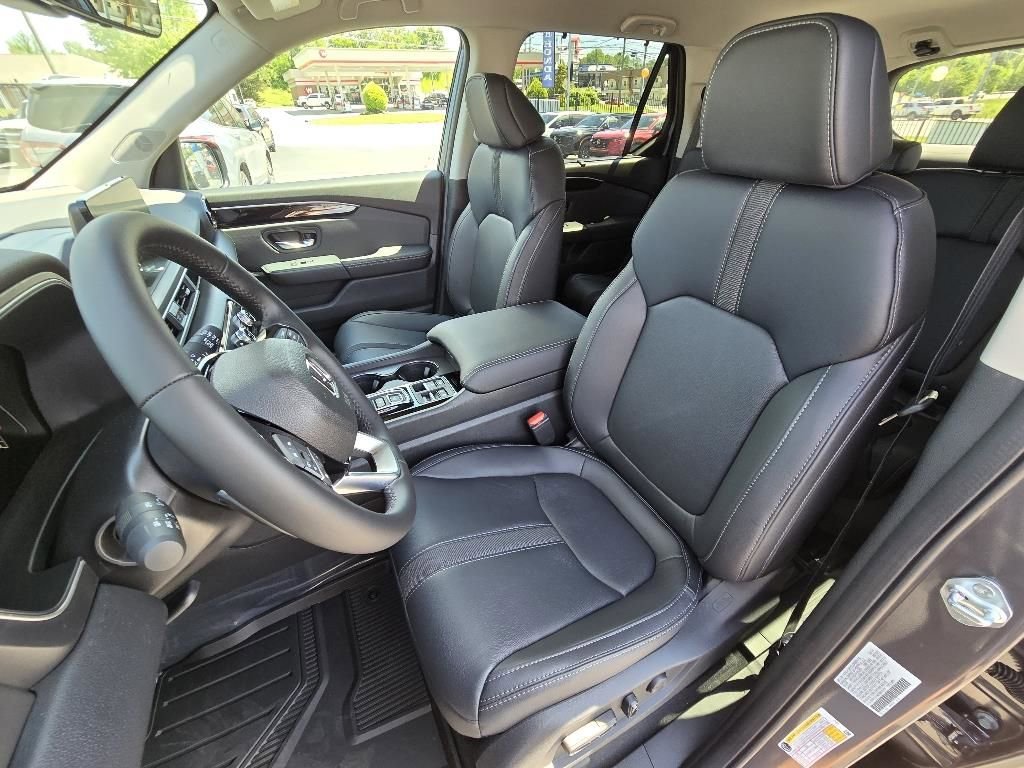 New 2025 Honda Pilot EX-L image 13