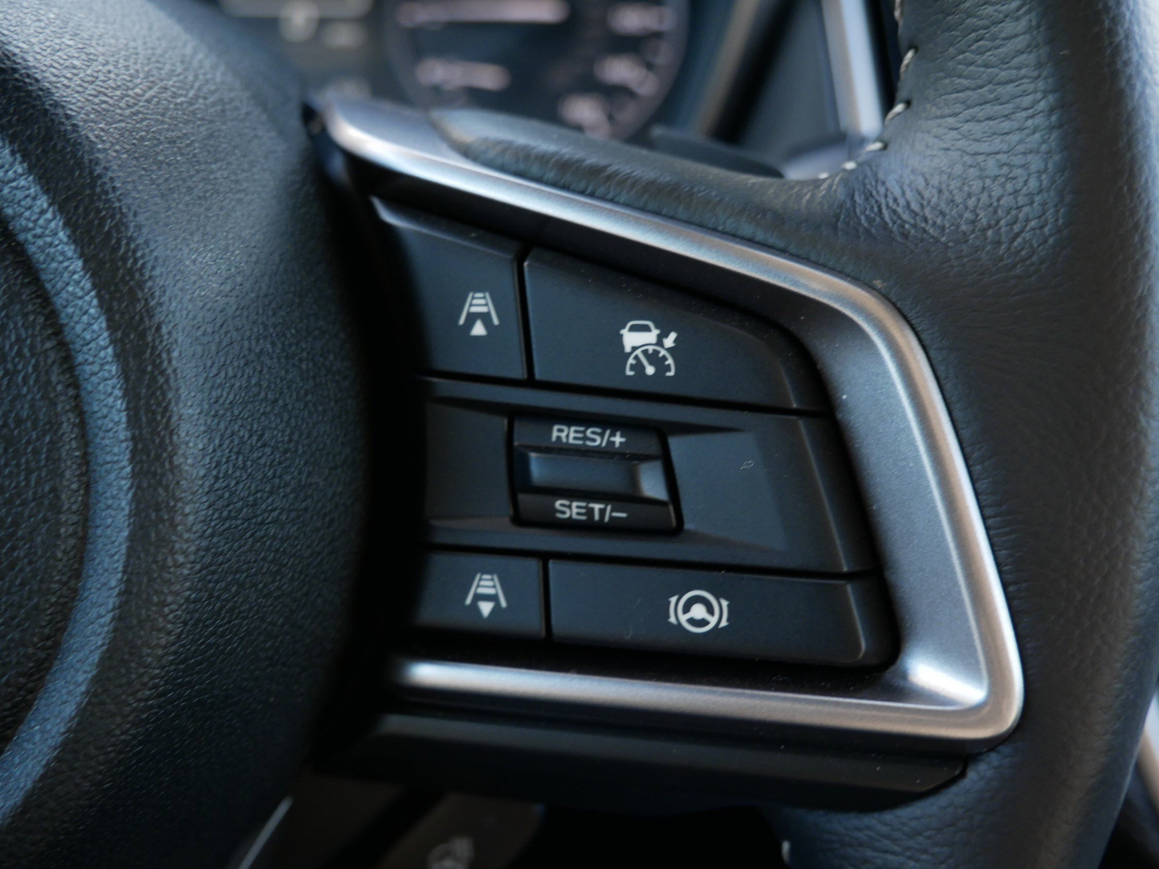 Certified 2025 Subaru Outback Limited image 29