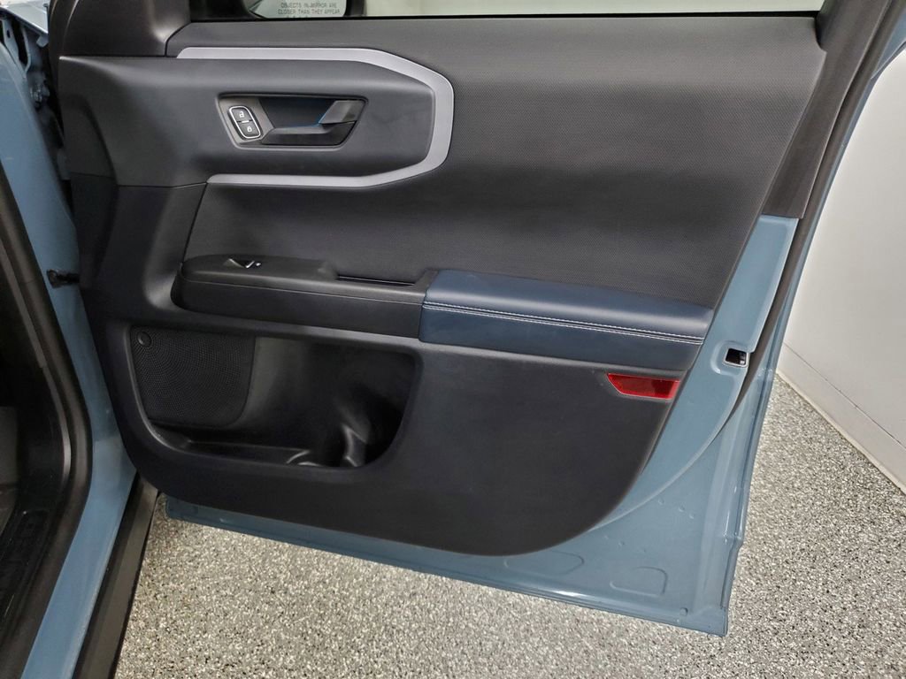 Used 2023 Ford Bronco Sport Outer Banks AWD/4WD image 19