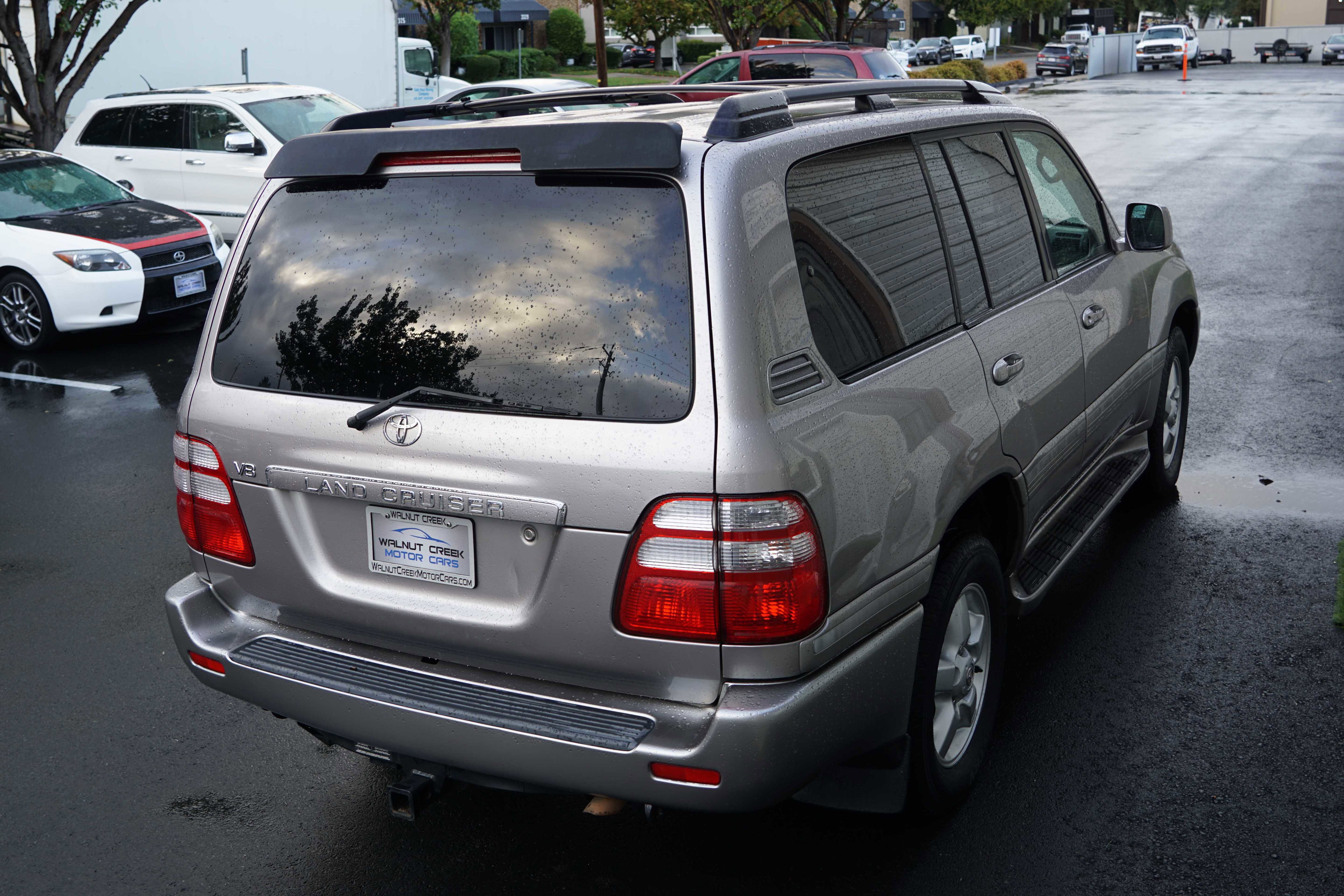 Used 2004 Toyota Land Cruiser image 12