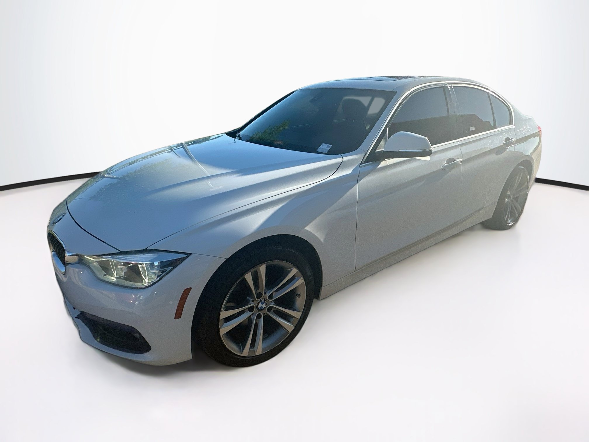 Used 2017 BMW 330i xDrive Sedan AWD/4WD image 3