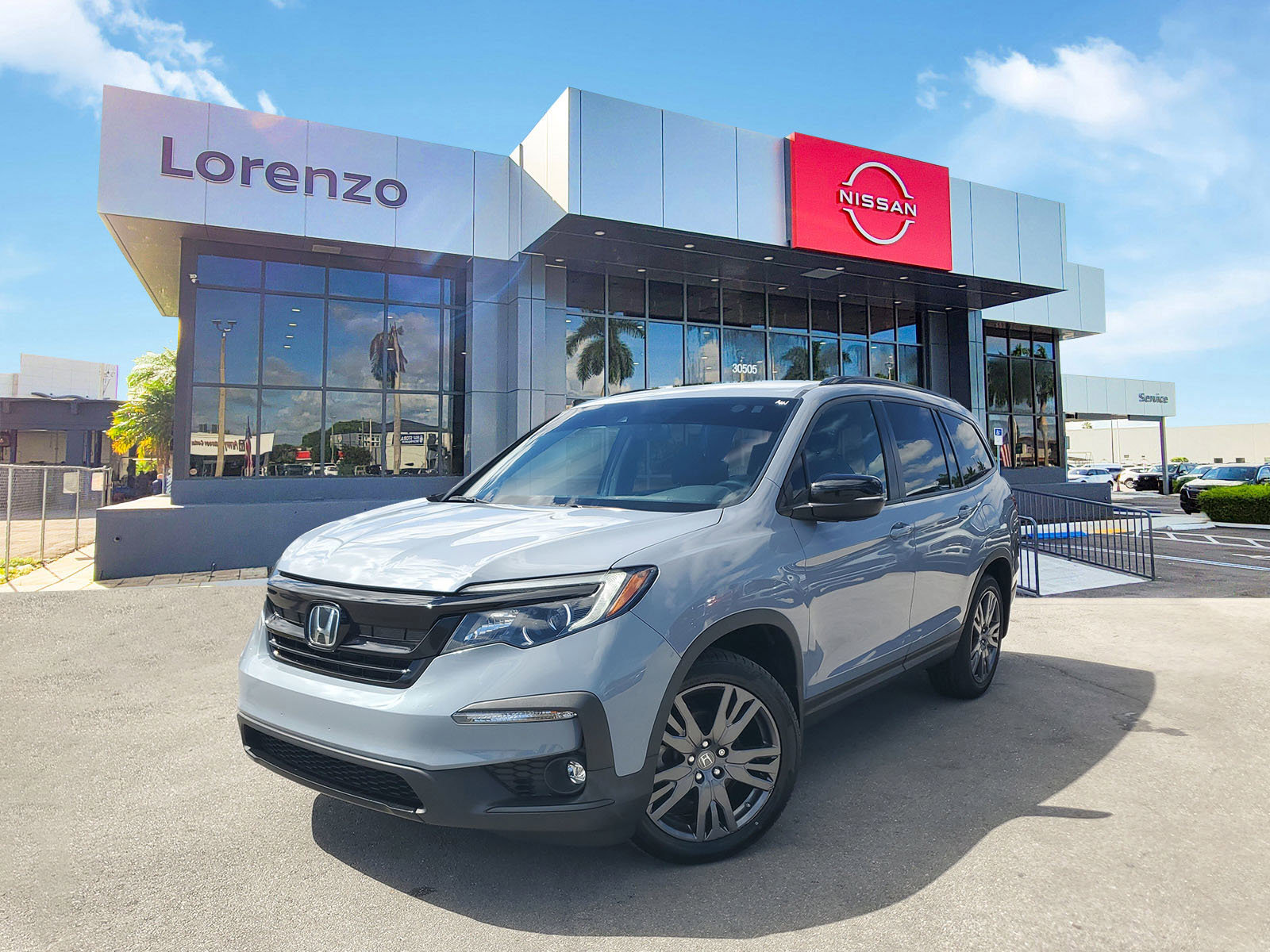 Used 2022 Honda Pilot Sport image 1