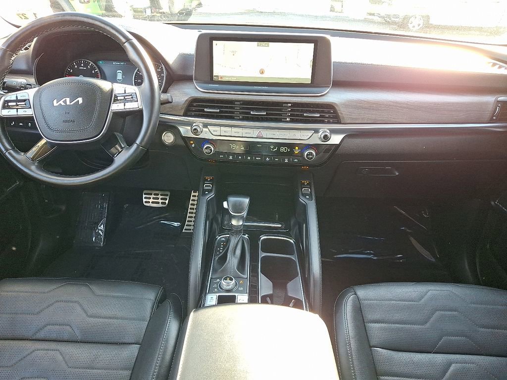 Used 2022 Kia Telluride SX w/ SX Prestige Package image 16