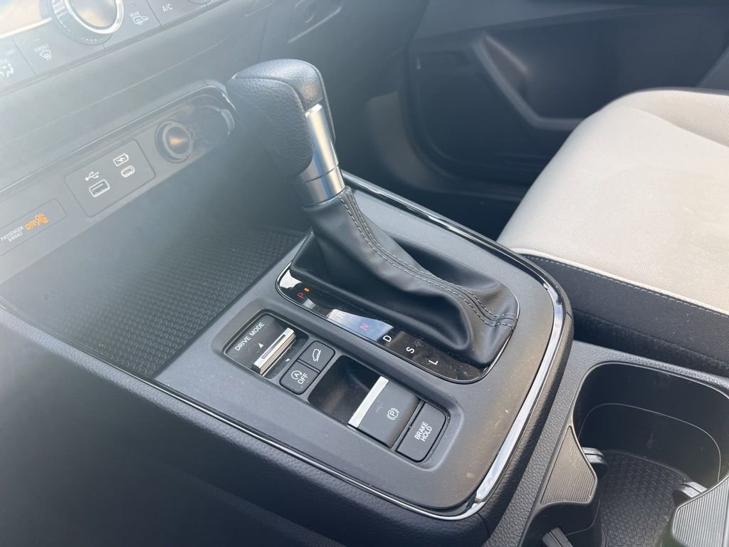 Used 2024 Honda CR-V EX image 11