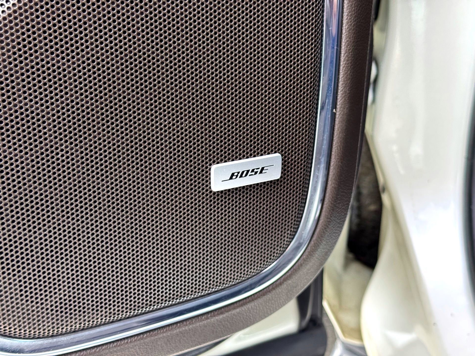 Used 2015 Chevrolet Tahoe LTZ image 17