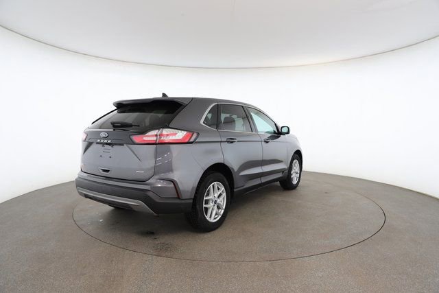 Used 2022 Ford Edge SEL image 17