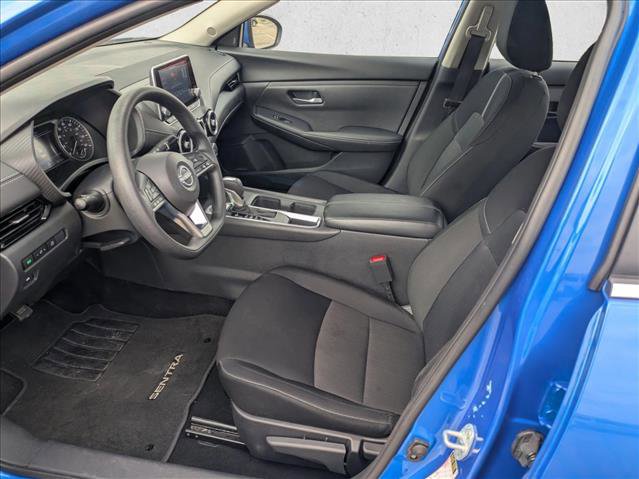 Used 2025 Nissan Sentra SV image 14