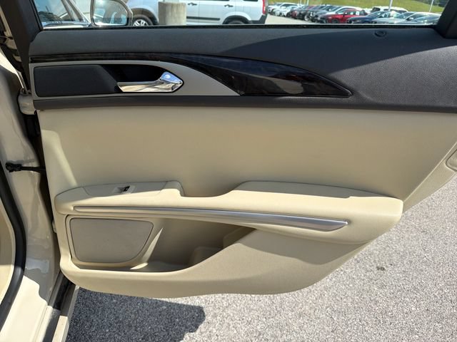 Used 2014 Lincoln MKZ w/ Equipment Group 102A Reserve FWD image 31